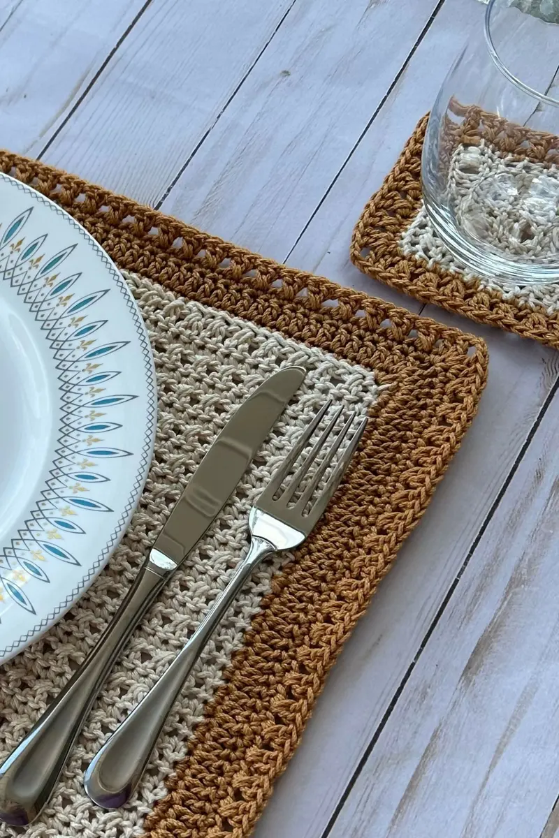Crossed Dc Placemat Set (Crochet) 2