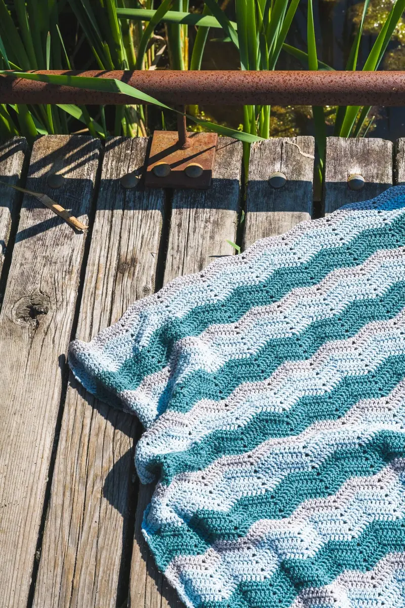Croton Ripple Afghan (Crochet) 2