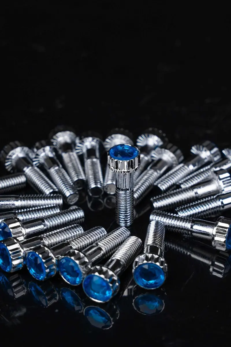 Crystal Shiny Screws 2