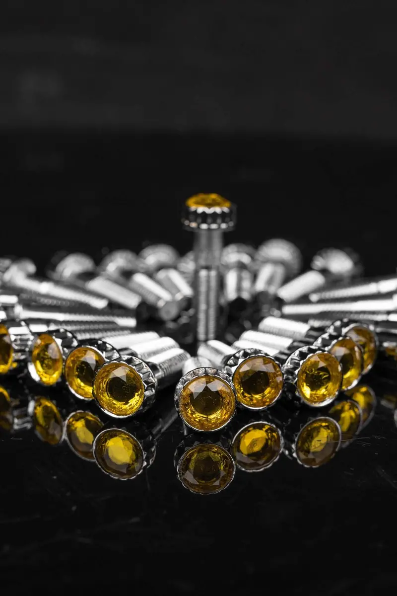 Crystal Shiny Screws 5