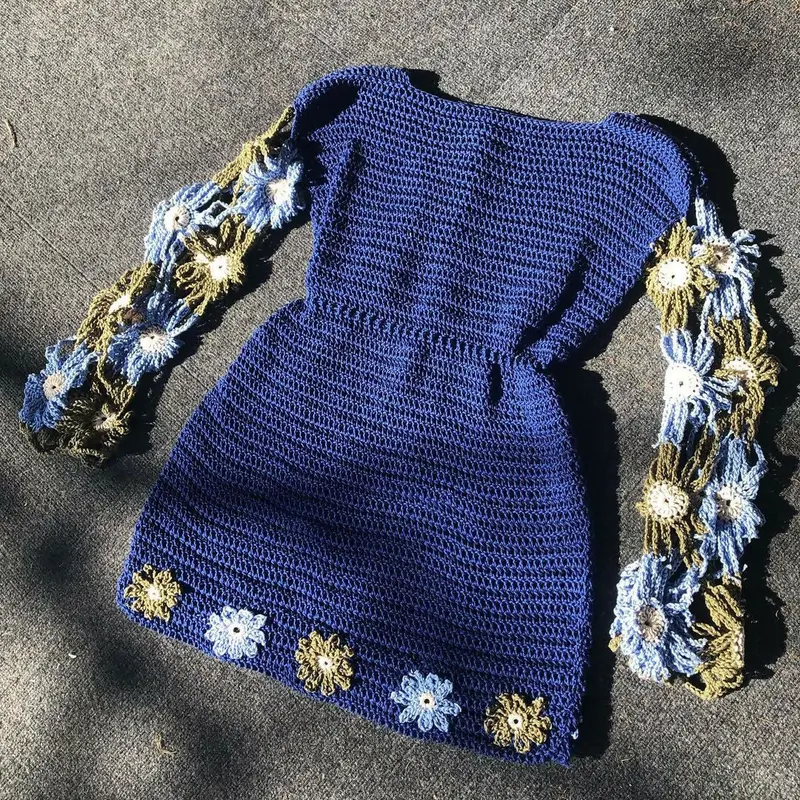 Daisy Daze Dress (Crochet) 2