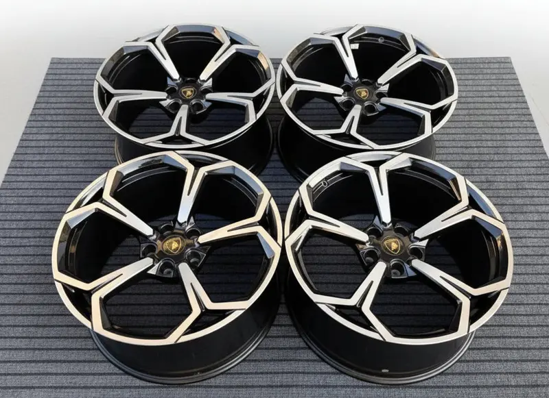 (Demo Car Wheels) 22" Lamborghini Urus Oe Nath Forged Wheels 1