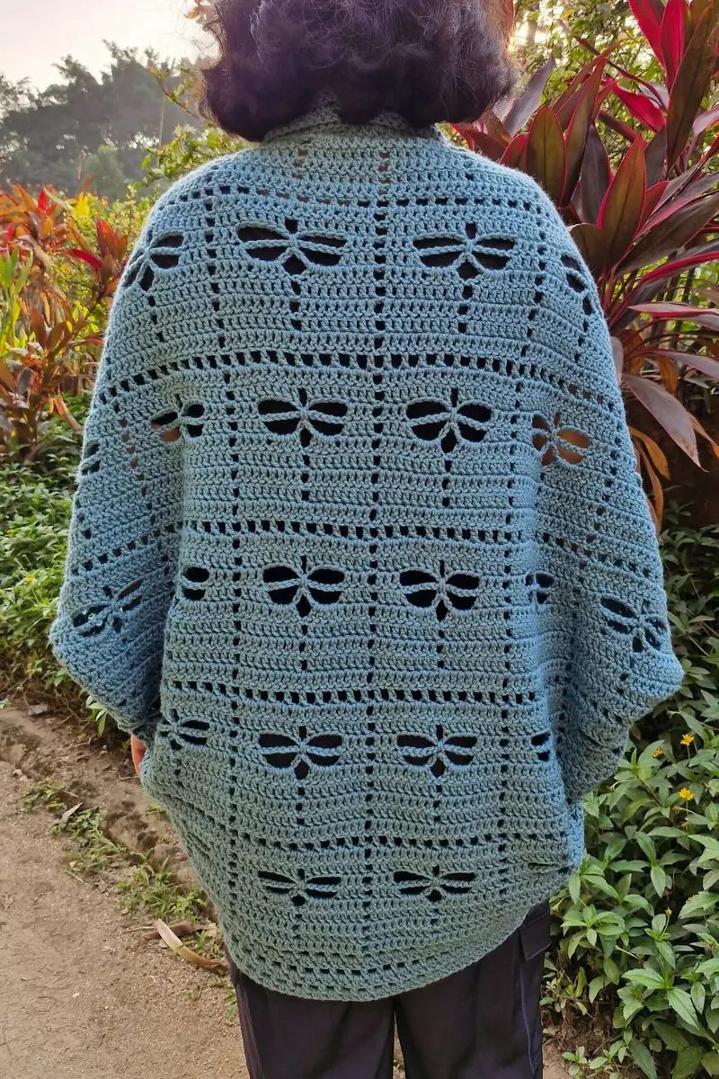 Dragonfly Garden Shrug (Crochet) 1