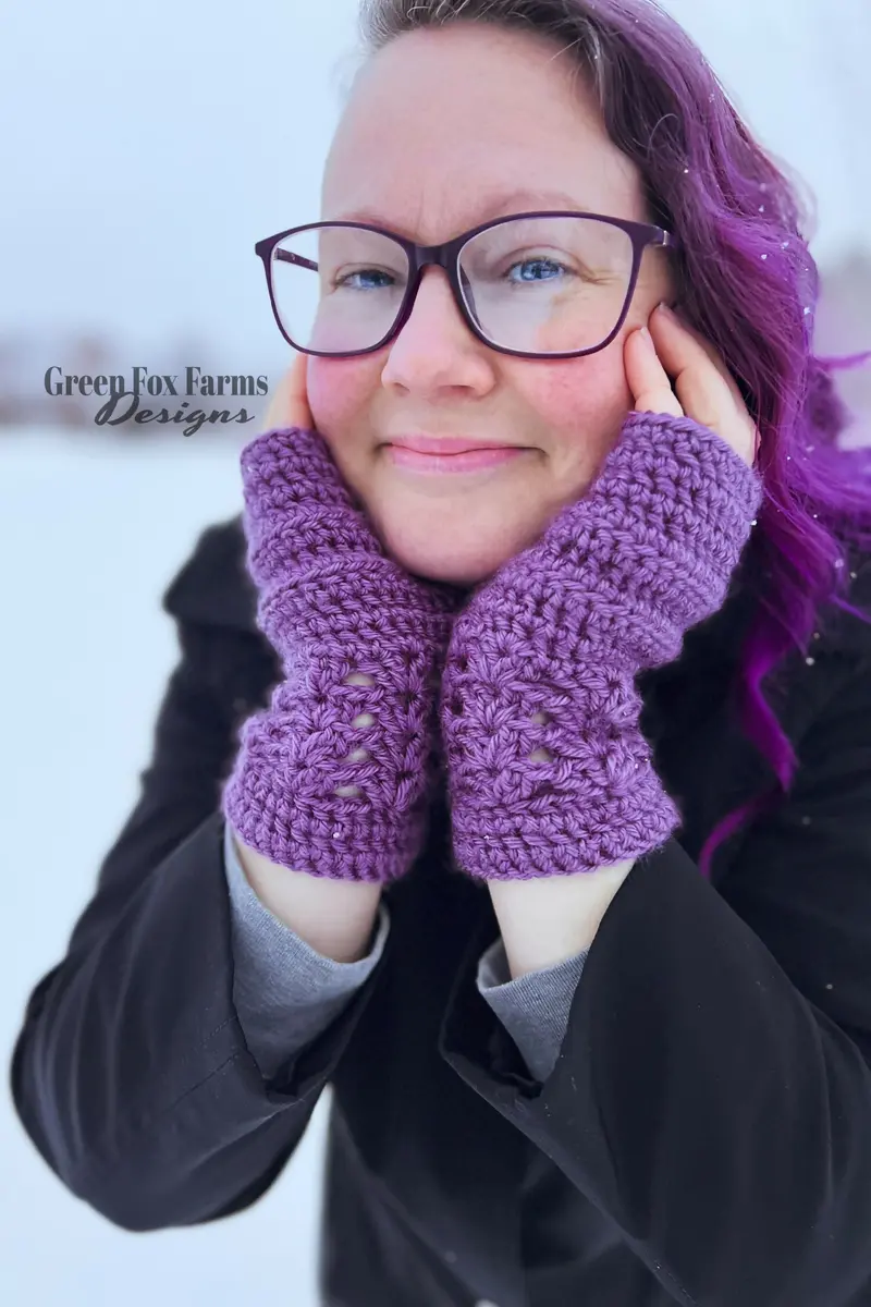 Elixir Fingerless Gloves (Crochet) 2