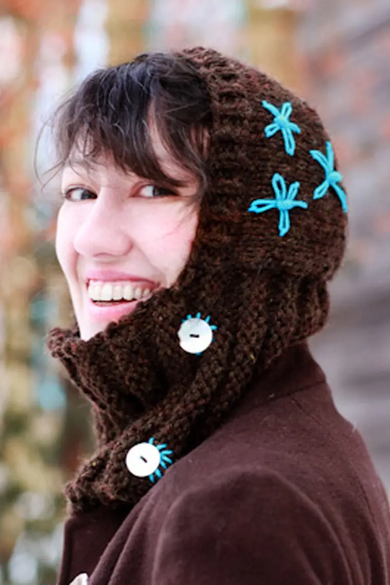 Embroidered Hood (Knit) 1