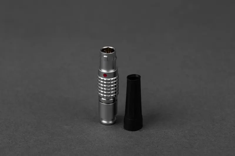 Emtron Inline Comms Connector Kit - Female 1