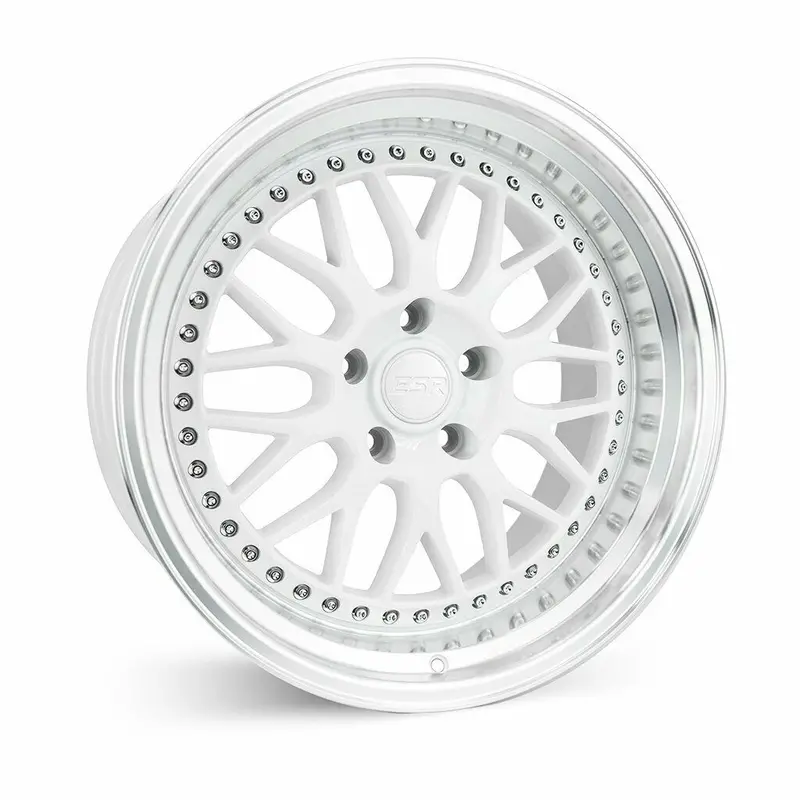 Esr Sr01 Gloss White W/ Machined Lip 1