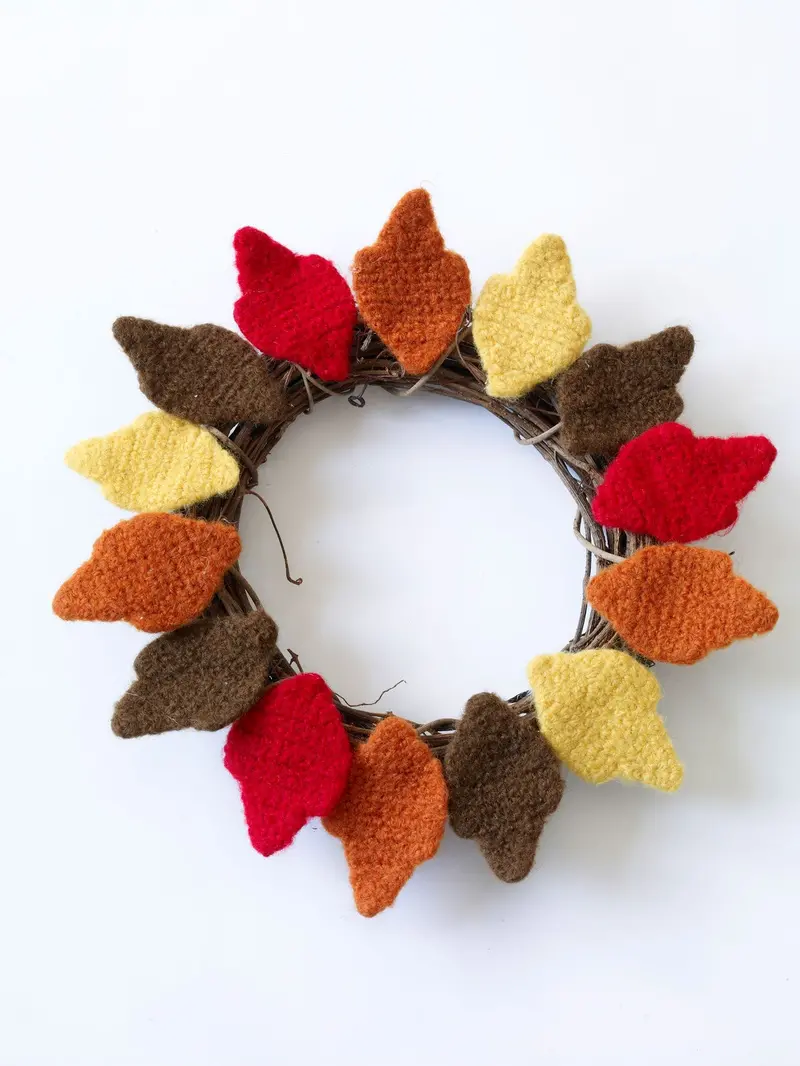 Fall Foliage Felted Wreath (Crochet) 1