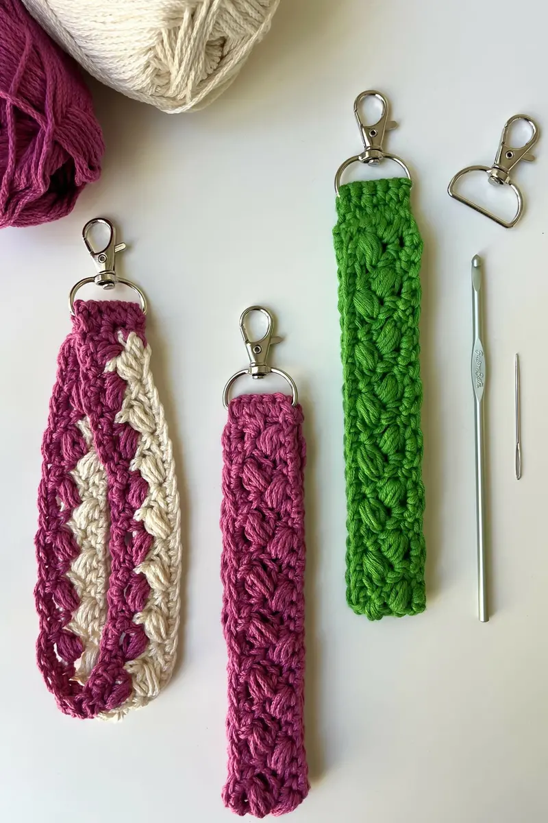 Fancy Keychain Wristlet (Crochet) 1
