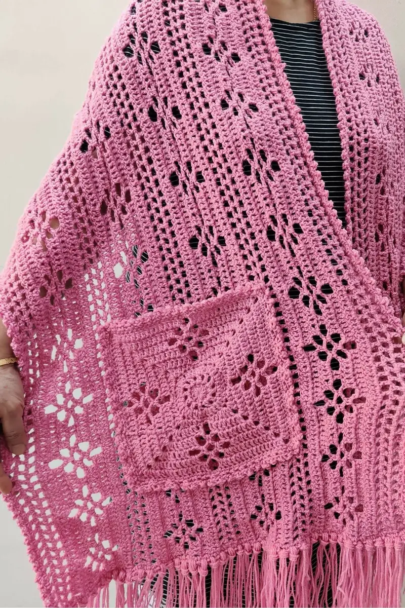 Flowertastic Pocket Shawl (Crochet) 1