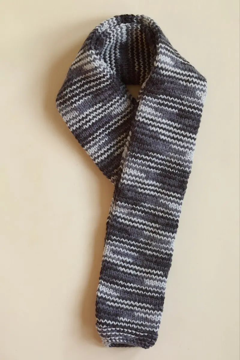 Garter Edged Scarf Pattern (Knit) 1