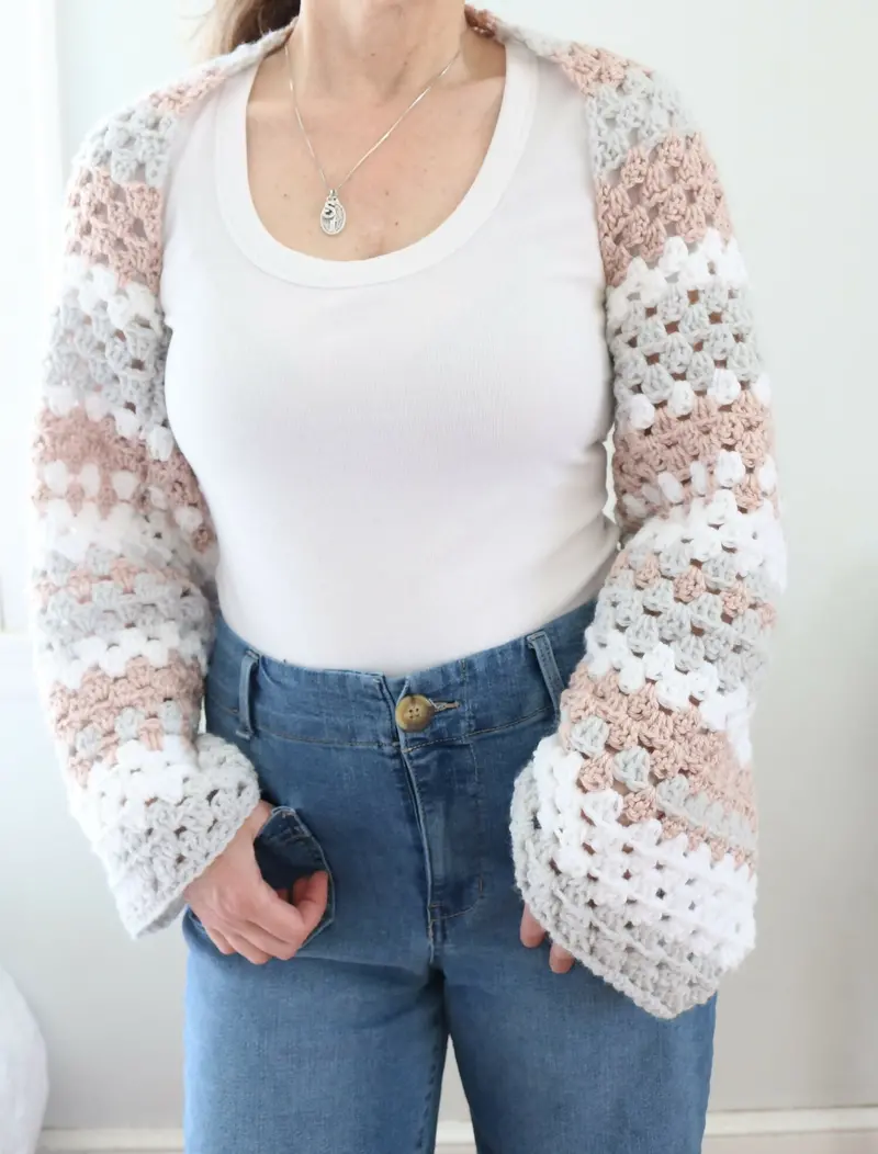 Granny Stripe Shrug (Crochet) 1