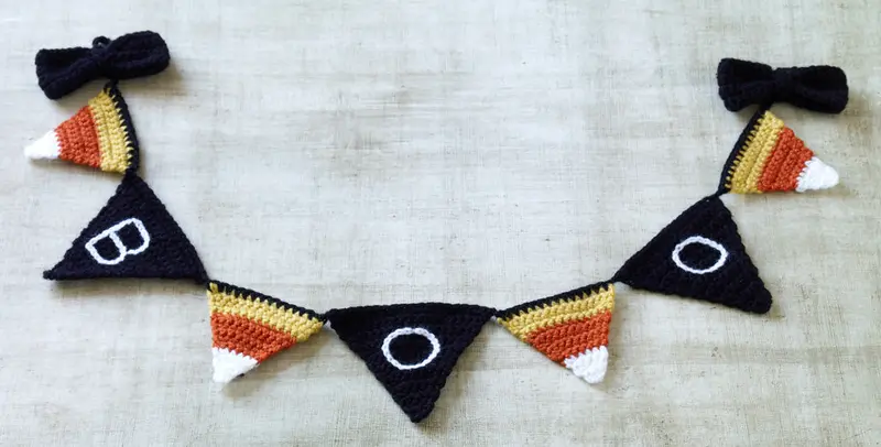Halloween Pennants (Crochet) 1