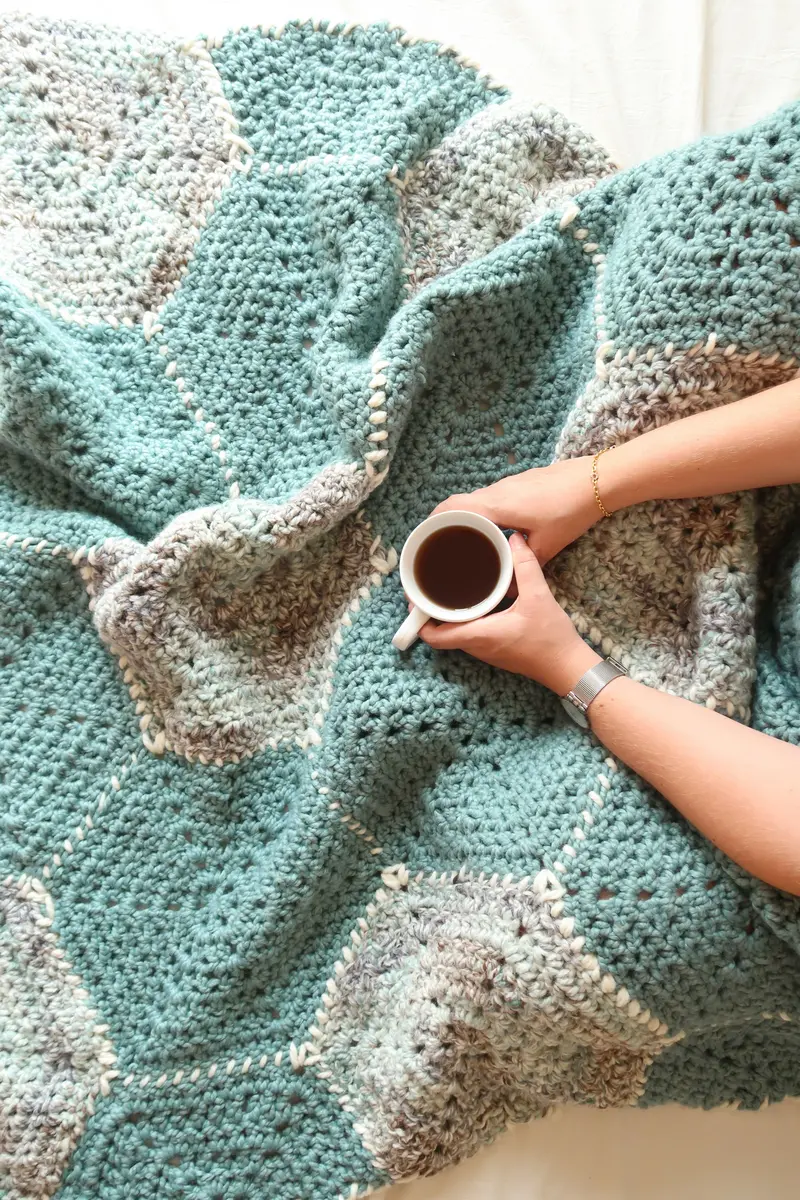 Hexagon Flower Blanket (Crochet) 1