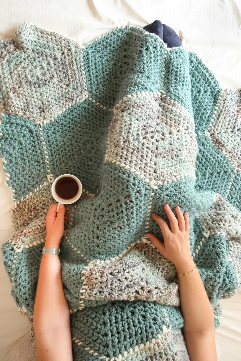 Hexagon Flower Blanket (Crochet) 2