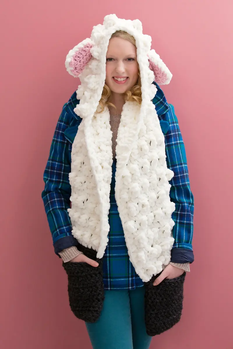 Hooded Sheep Scarf (Crochet) 2