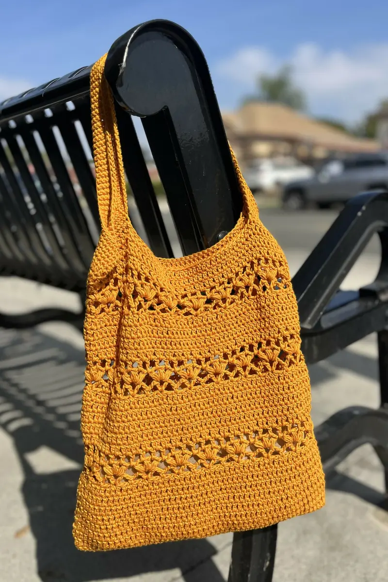 Julietta Tote Bag (Crochet) 1