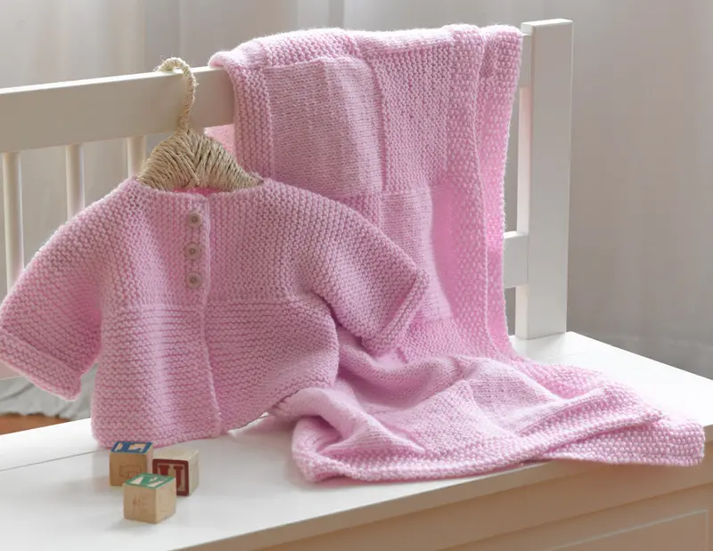 Knit Baby Set Pattern 1