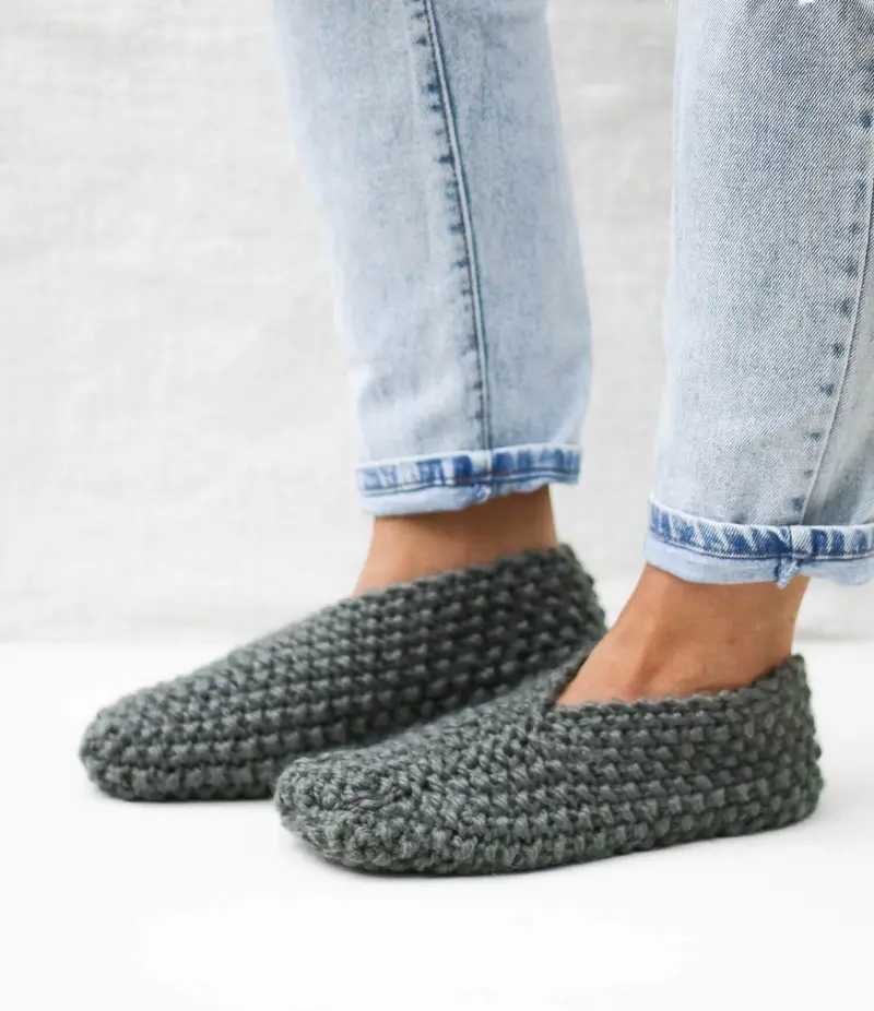 Knit Kit - 2 Hour Knit Slippers 1