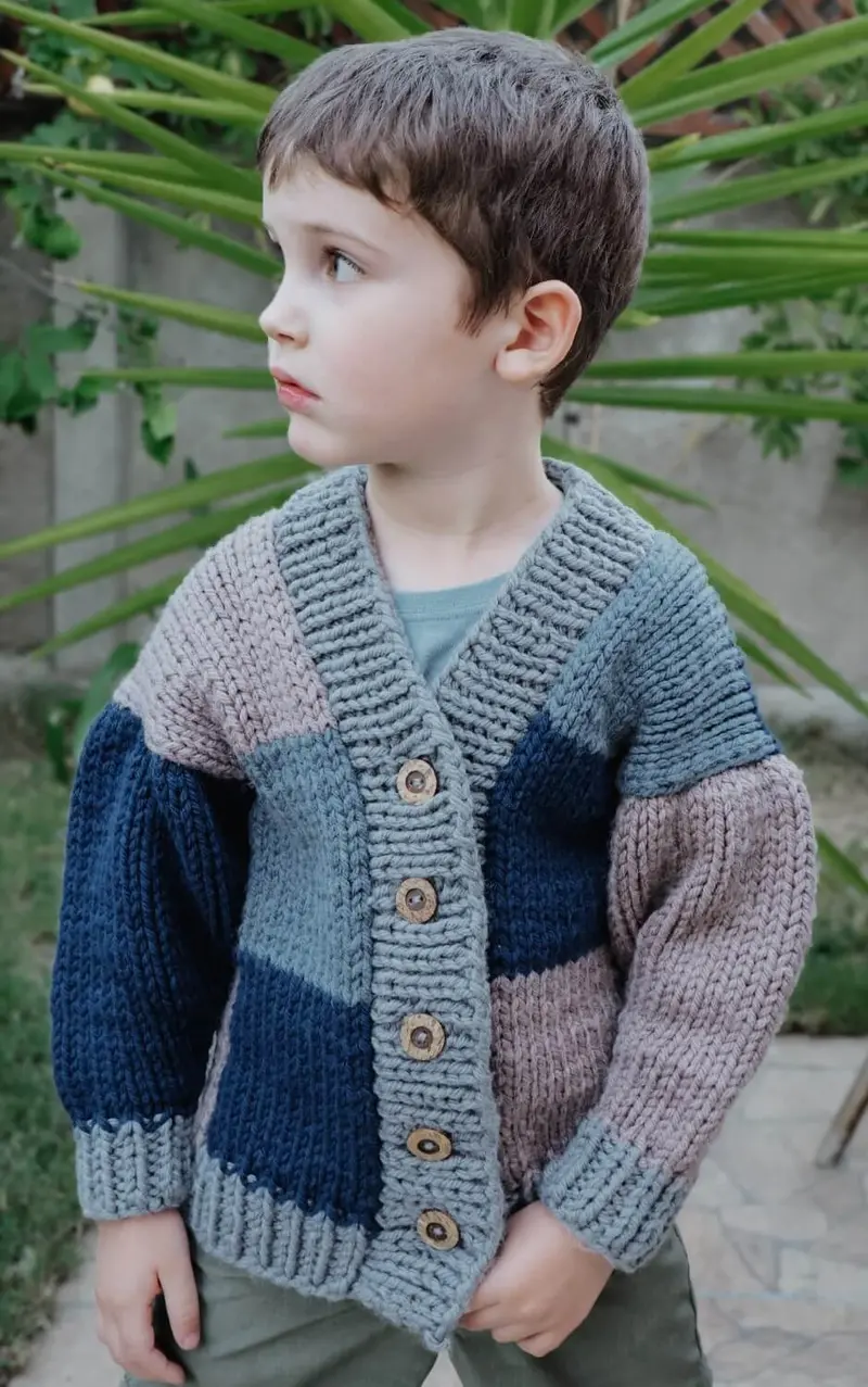 Knit Kit - Big Patchwork Cardigan Junior 1