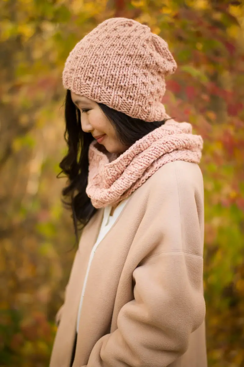 Knit Kit - Bulky Dotty Beanie And Cowl 1