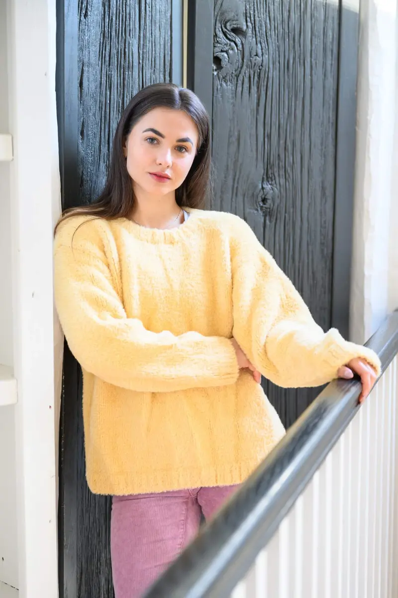 Knit Kit - Casual Chic Pullover 1