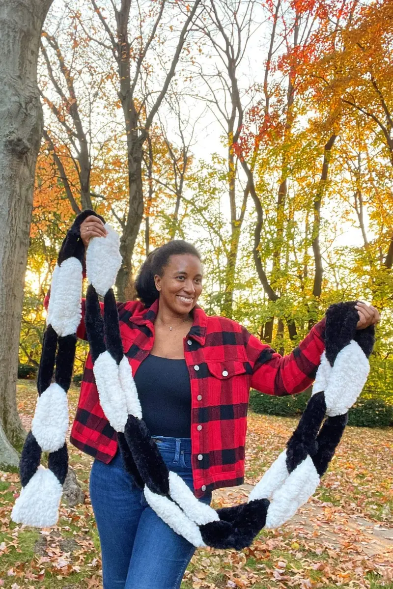 Knit Kit - Faux Paper Chain Scarf 1