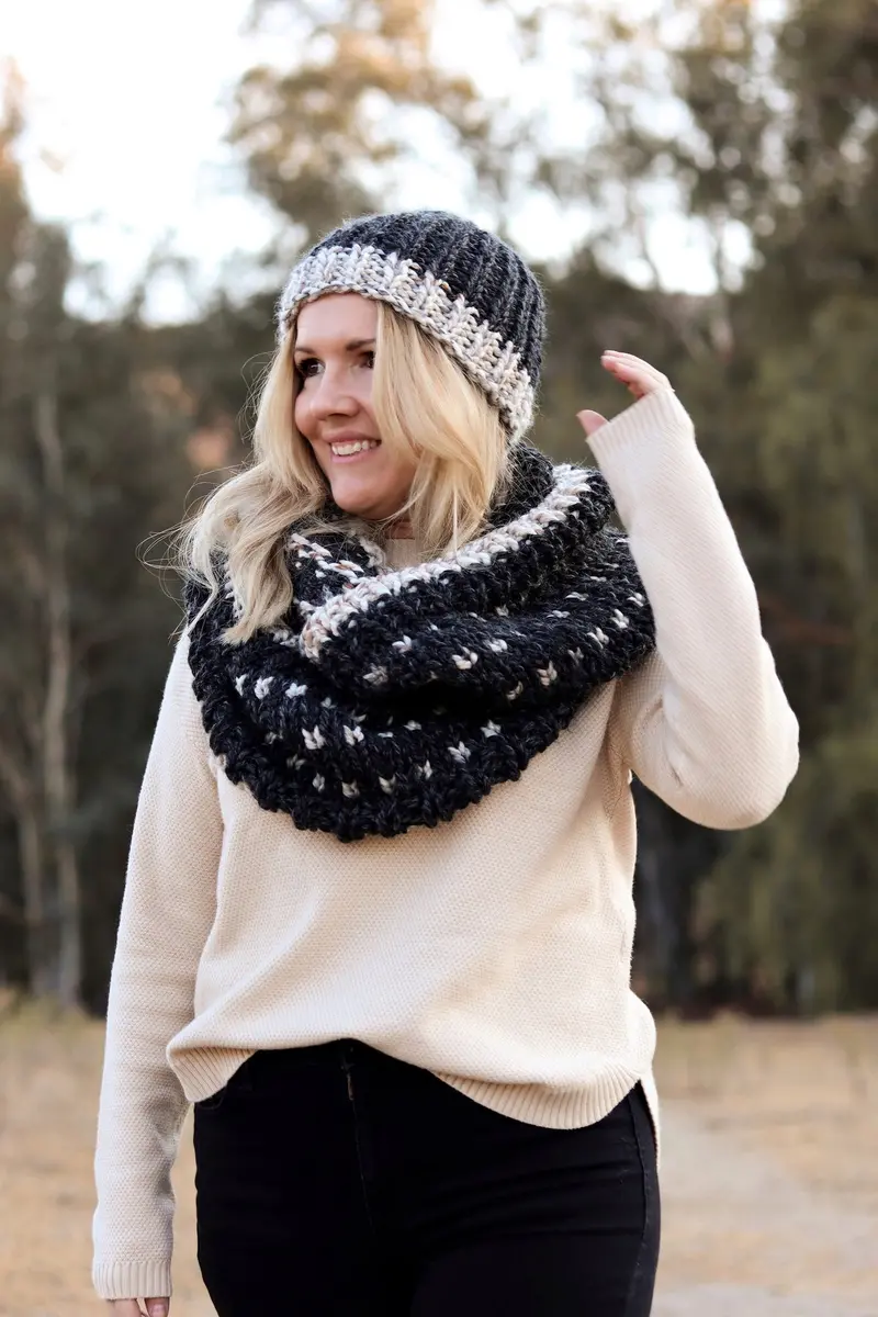 Knit Kit - Harbour Cowl And Hat Set 1