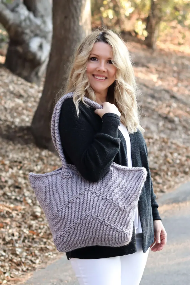 Knit Kit - High Street Bag 1