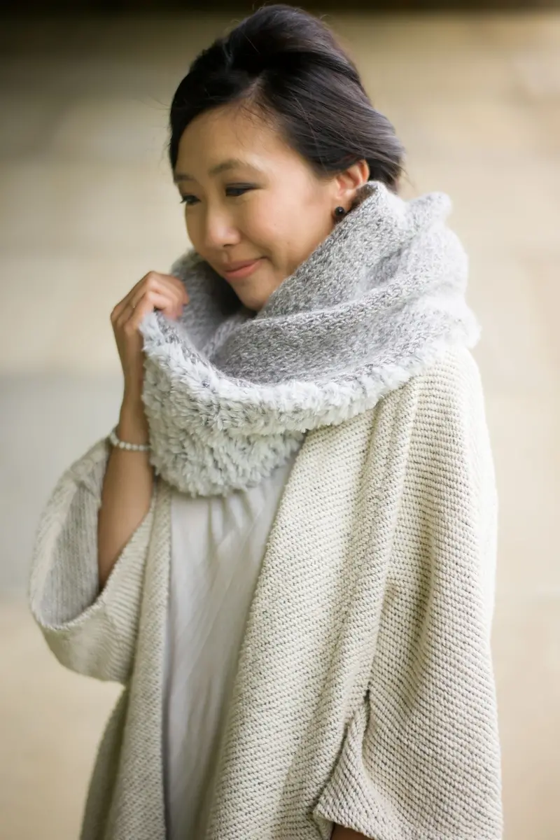 Knit Kit - Luxe Faux Fur Cowl 1