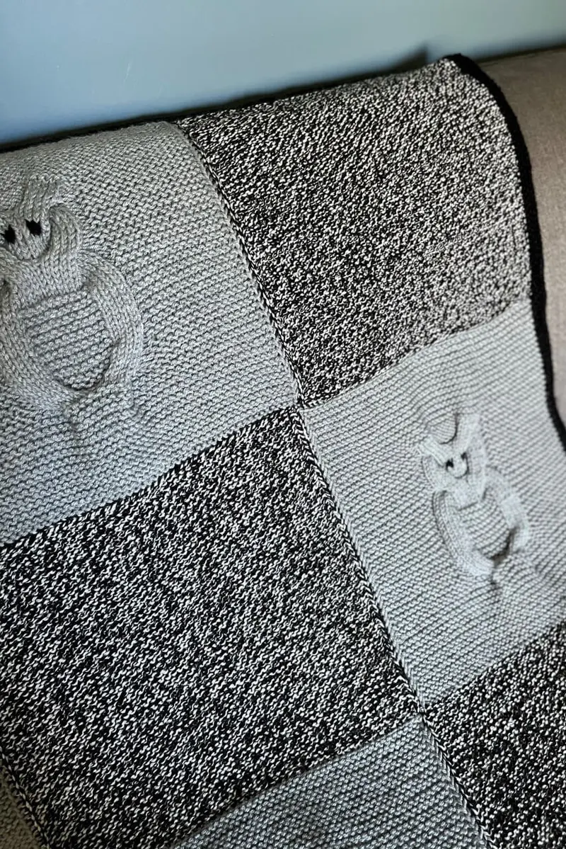 Knit Kit - Owl Blanket 1