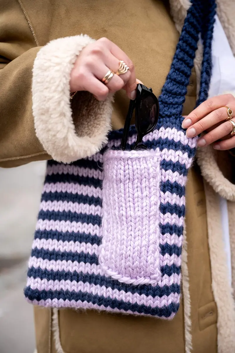 Knit Kit - Simple Striped Bag 2