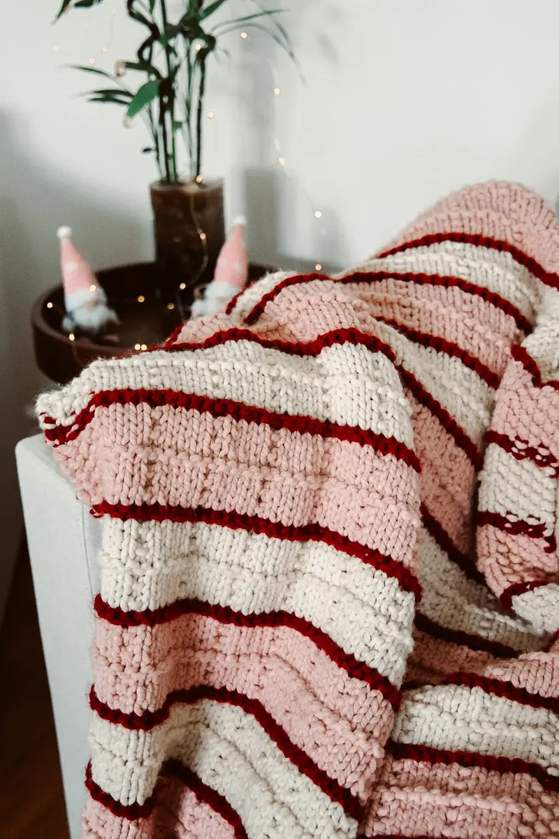 Knit Kit - Snowberry Blanket 1
