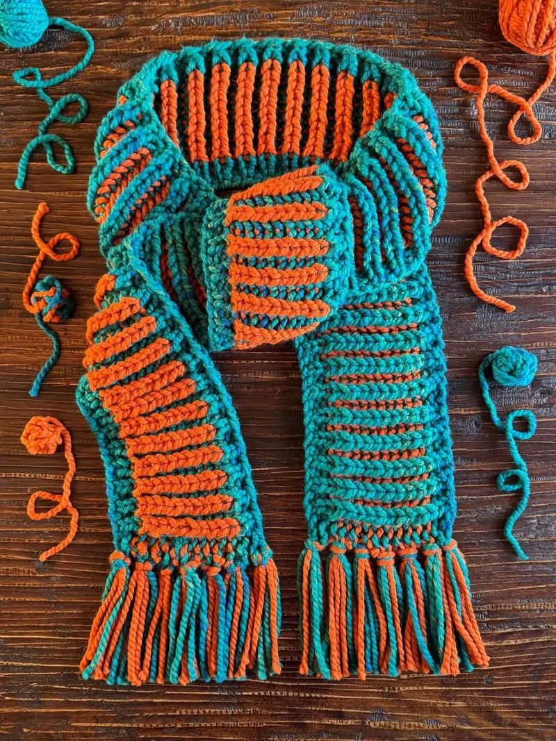 Knit Kit - Switch It Up Scarf 2
