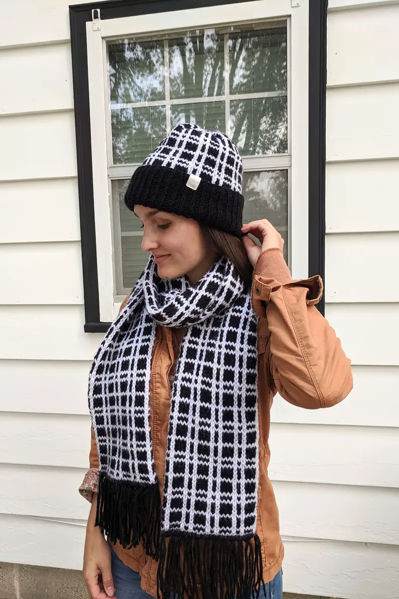 Knit Kit  - Tartan Plaid Beanie Lite & Tartan Plaid Scarf 1