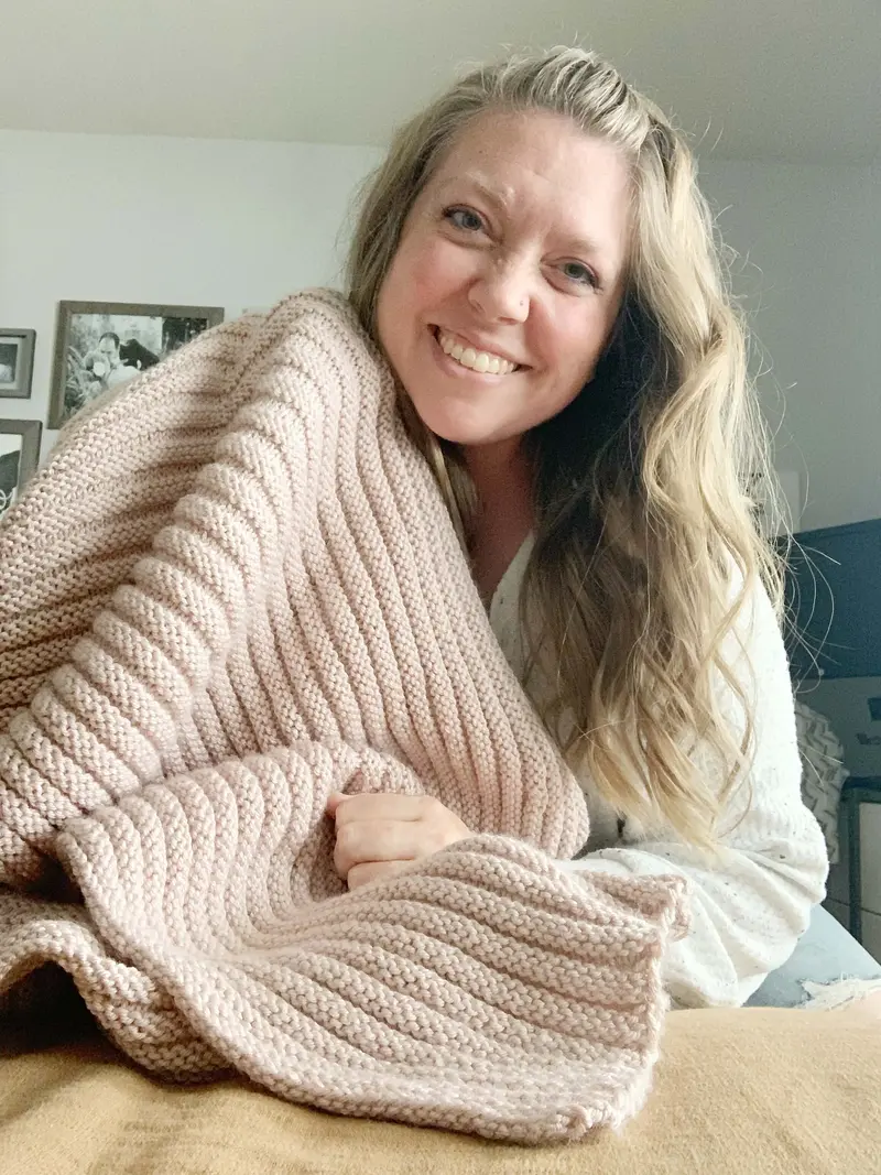 Knit Kit - The Maeve Blanket 2