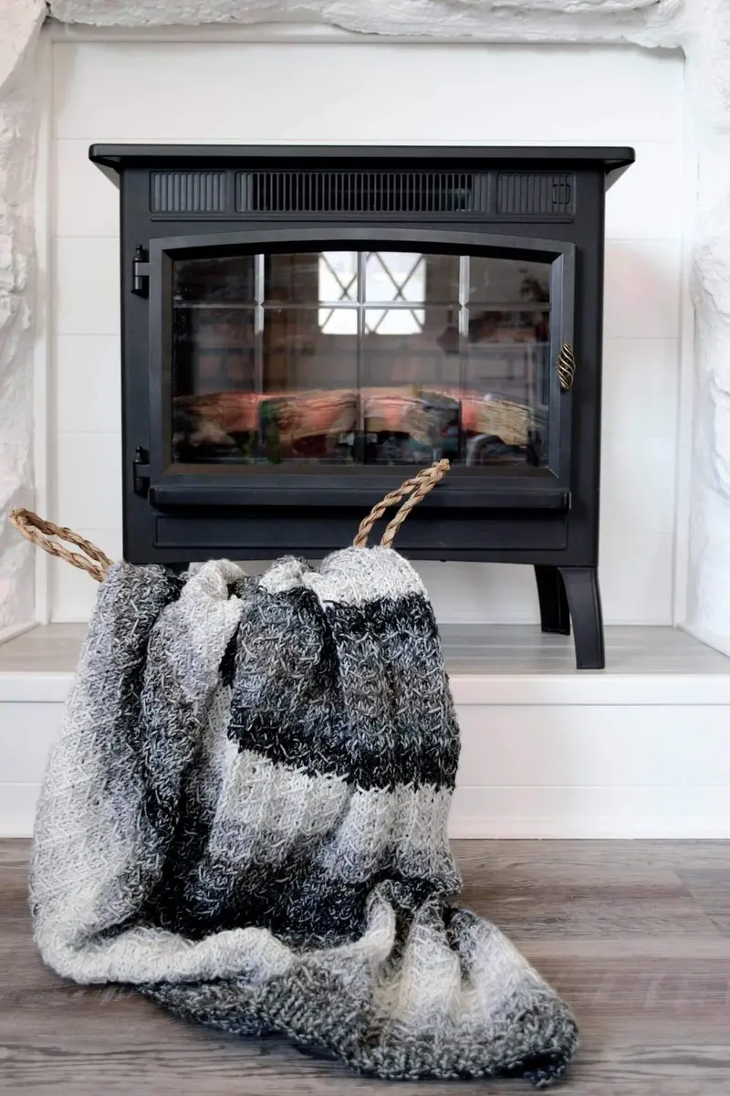 Knit Kit - The Muir Throw Blanket 1