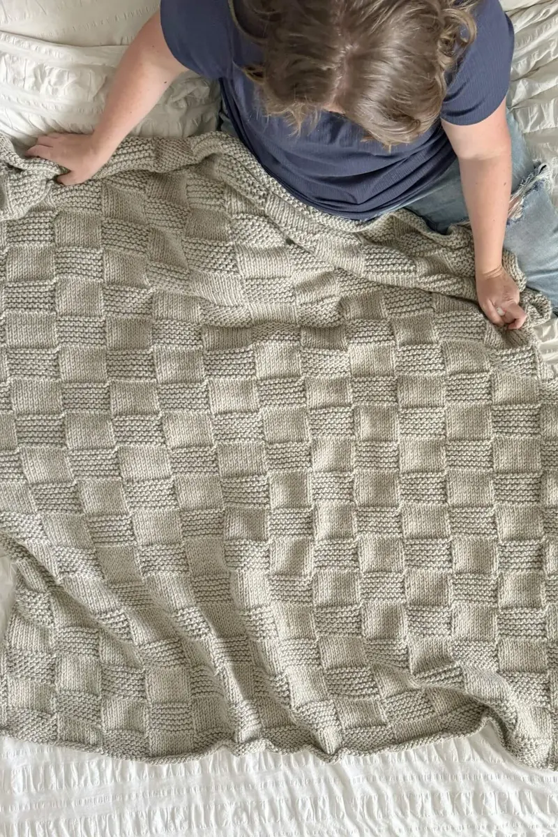 Knit Kit - The Quade Throw 1