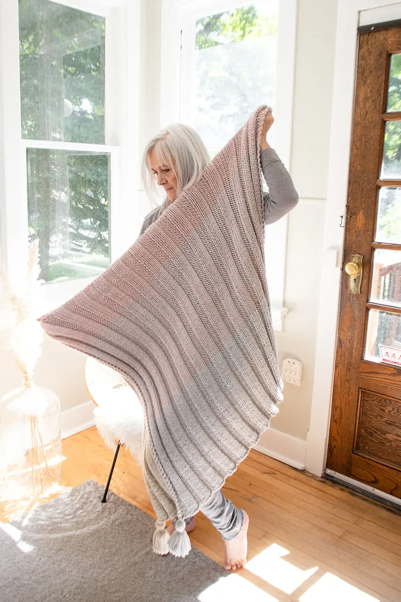Knit Kit - The Ribbed Throw 1