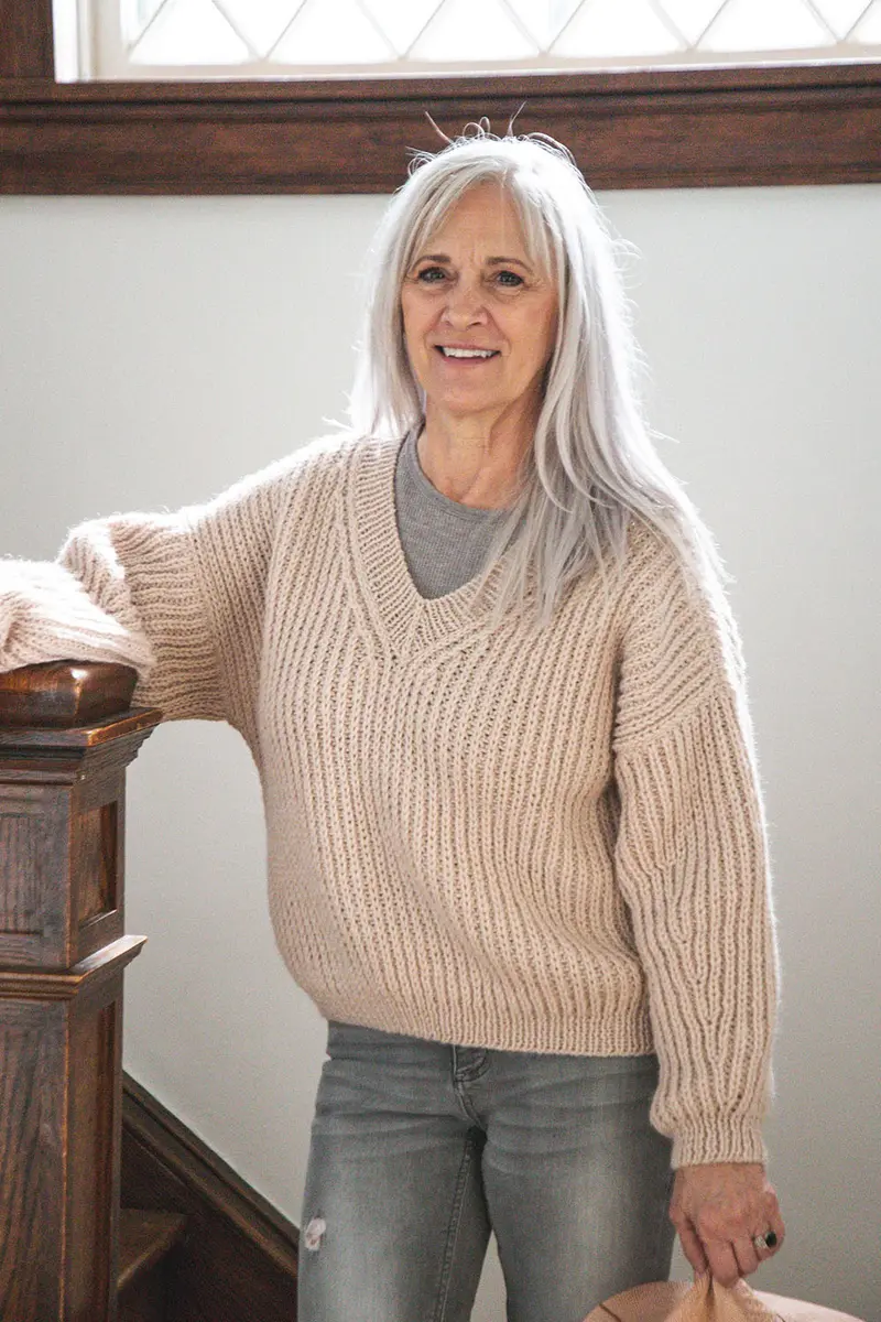 Knit Kit - The V-Neck Pullover 1