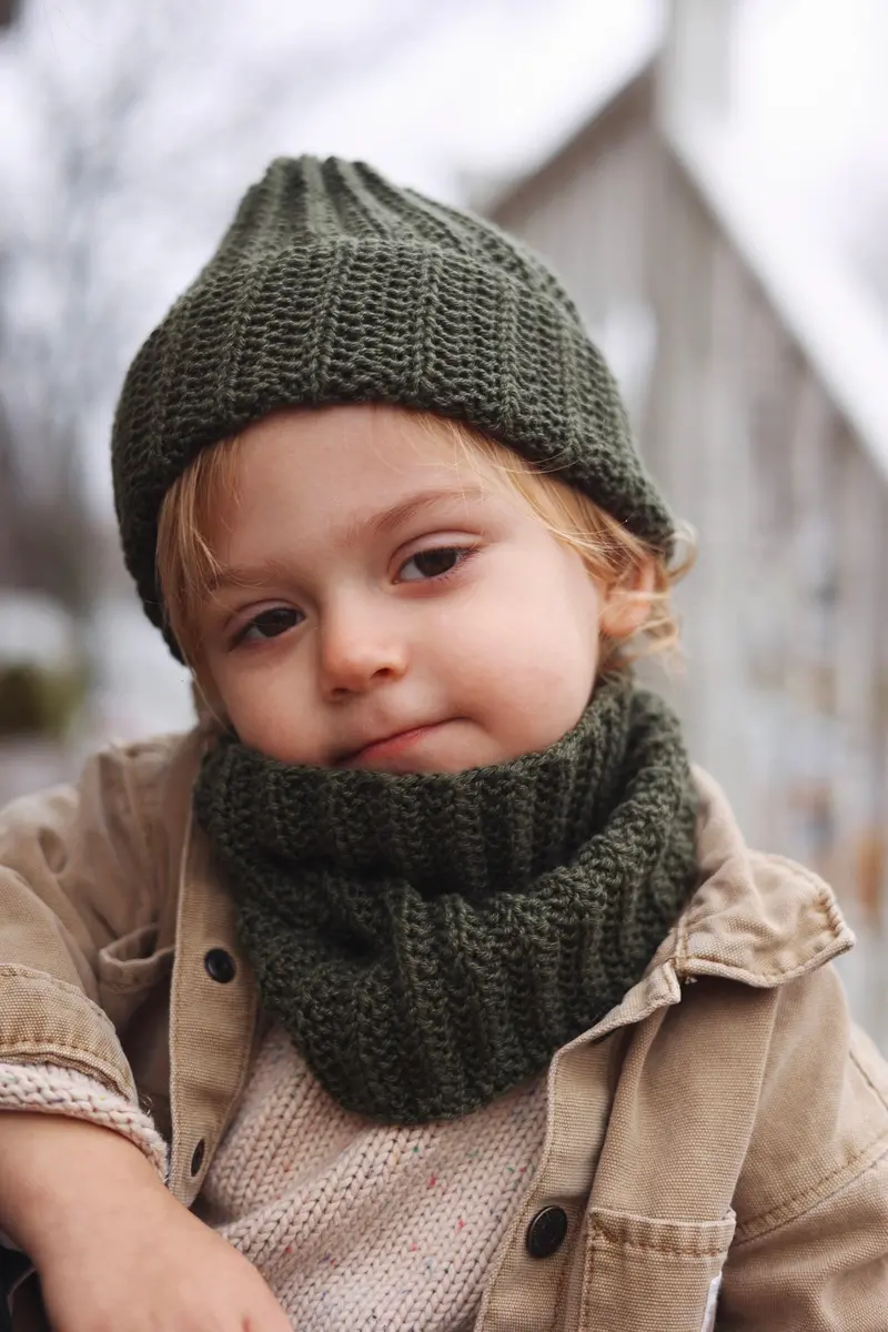 Knit Kit - Trailway Hat + Cowl Set 1