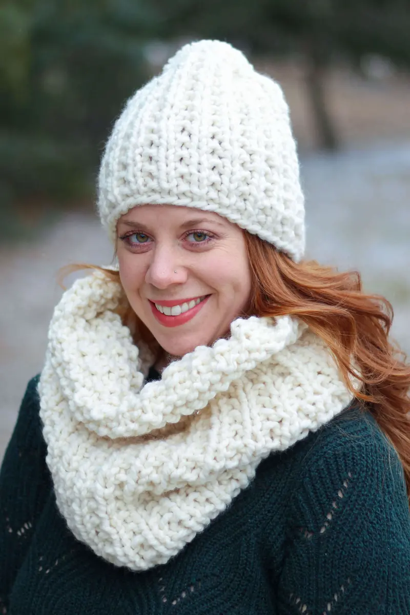 Knit Kit - Tullamore Toque & Cowl 1