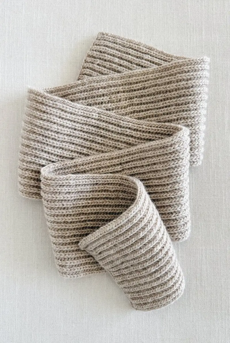 Knit Kit - Vayan Scarf 2