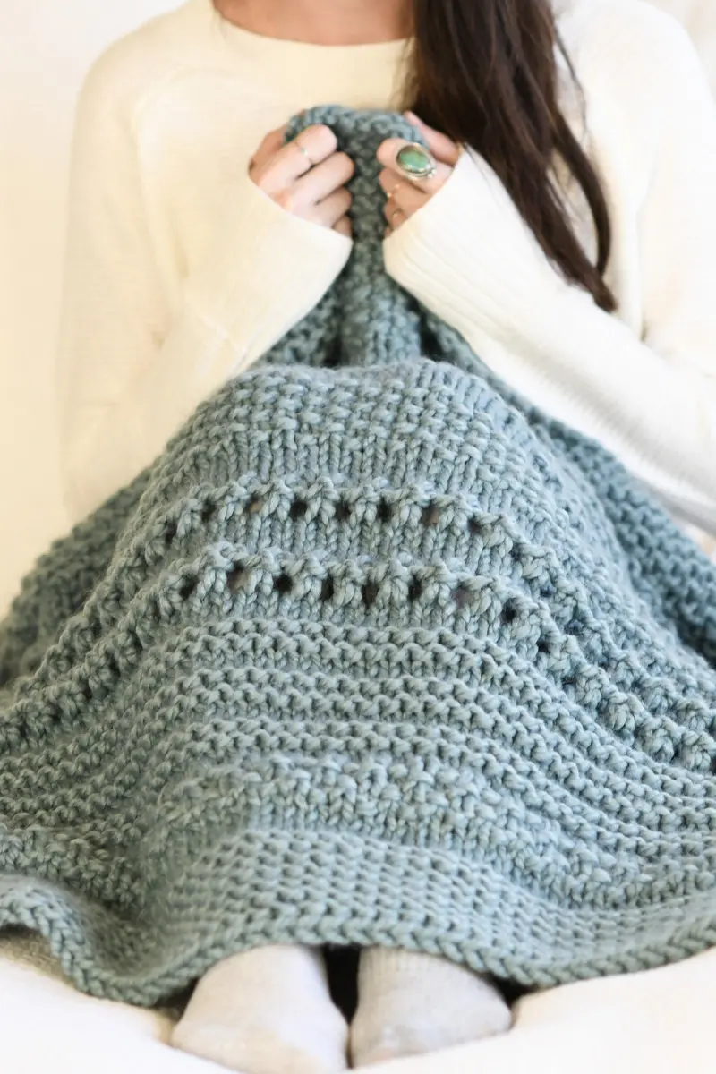 Knit Kit - Winter Cuddler Throw 1