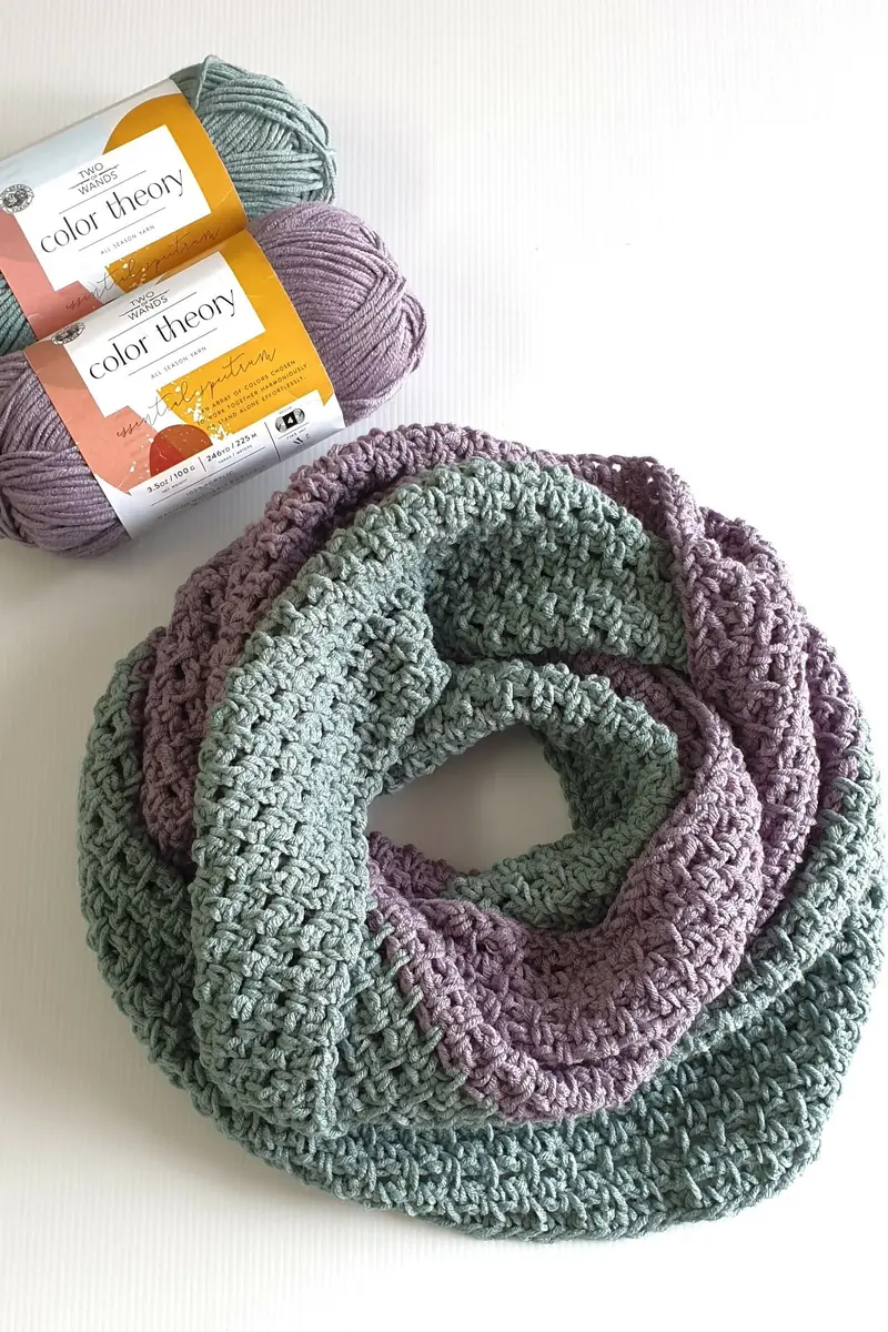 Lazy Days Infinity Scarf (Crochet) 1