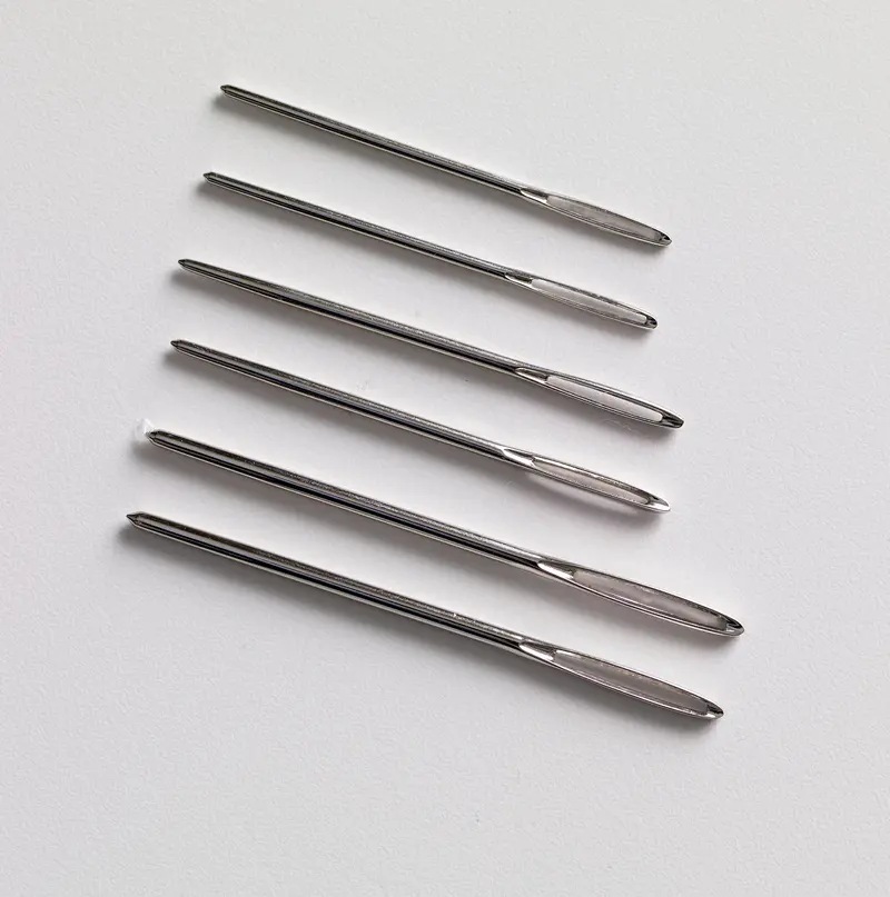 Lion Brand Large-Eye Blunt Needles 1
