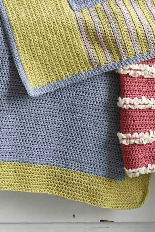 Make It Yours Bordered Blankie Pattern (Crochet) 1