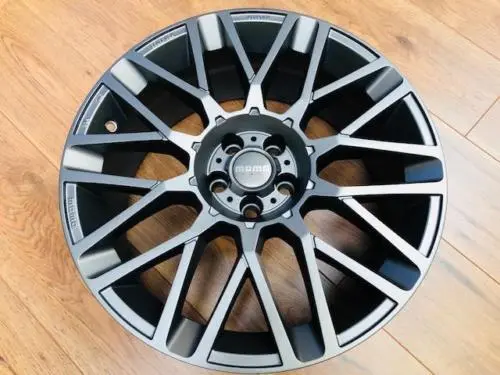 Momo 20" Revenge Alloy Wheel Package Gunmetal For T5 T5.1 T6 1