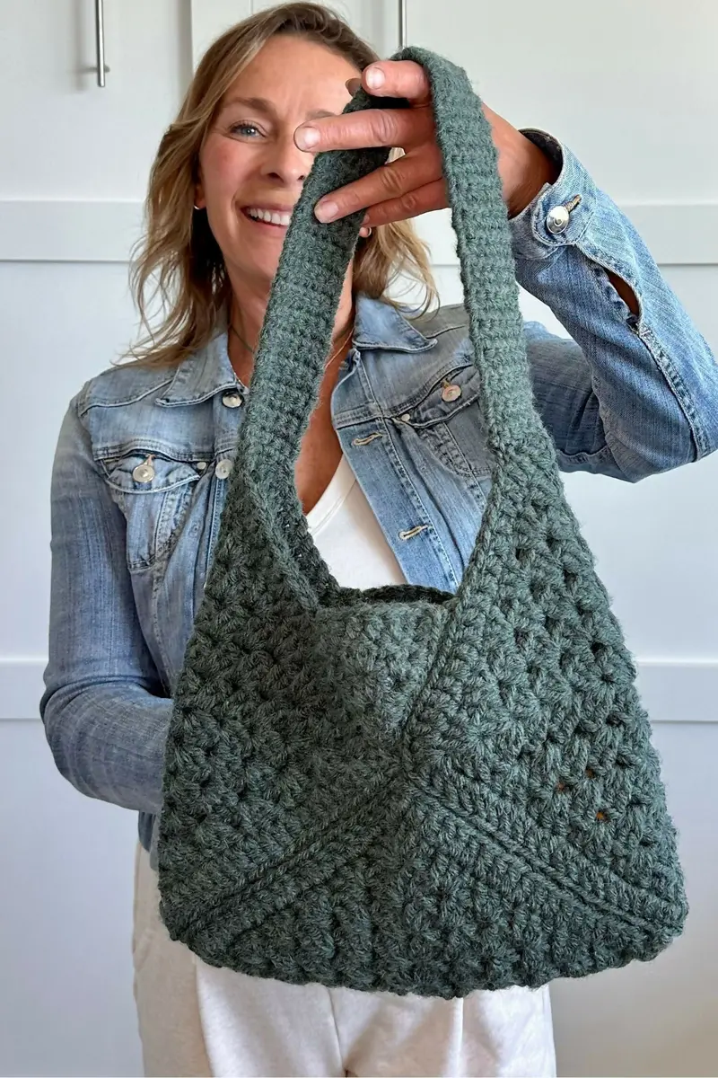 Not So Granny Bag (Crochet) 1