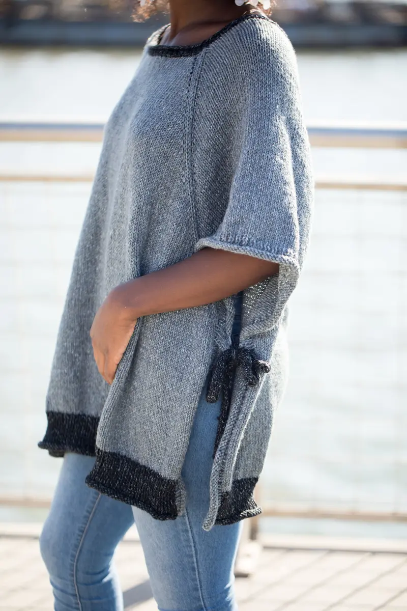 Piero Poncho (Knit) 1